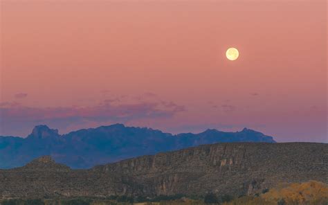 Download Wallpaper 3840x2400 Mountains Field Moon Dusk Landscape 4k