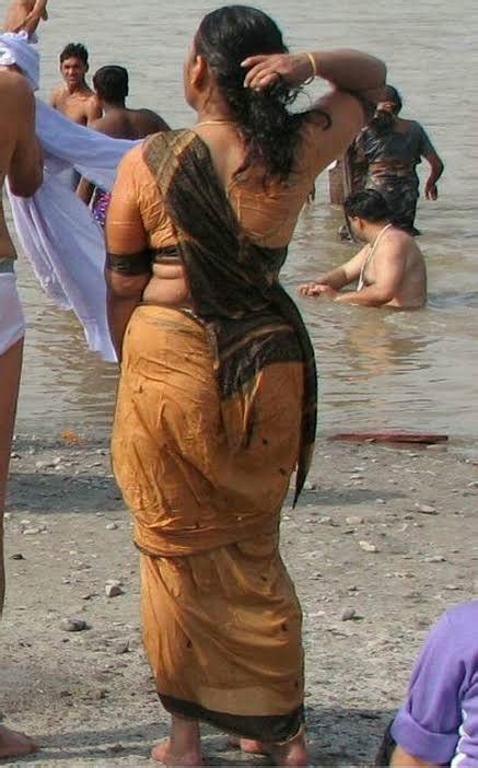 Wetlook Club Indian And Bangaldeshi Women Take Bath With