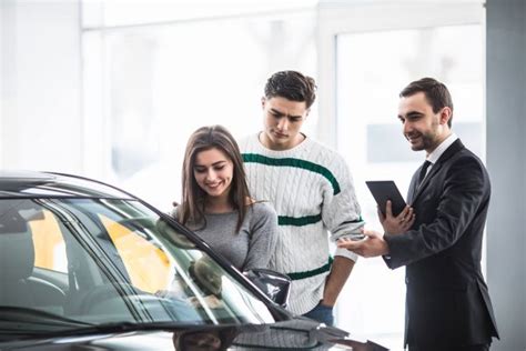 Automotive service managers are in charge of coordinating the activities of an auto shop repair department to ensure efficient operations. A Brief Summary of Automotive and Vehicle Dealership ...