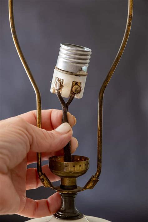 How To Rewire A Lamp The Art Of Doing Stuff Arquidia Mantina