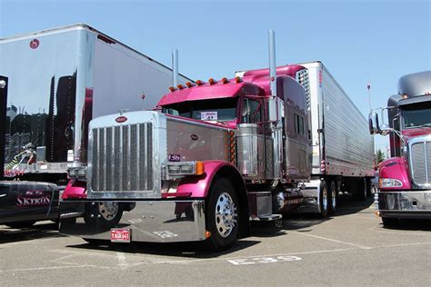 Pin By Josh On The Peterbilt 379 The Mother Of All Custom Trucks