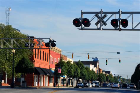 Kinston and Lenoir County win grant for energy efficient streetlights