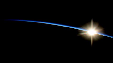 See Astronauts Minimalistic Photo Of Todays Sunrise Time