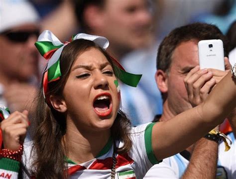 عکس های تماشاگران بازی ایران و آرژانتین در جام جهانی 2014