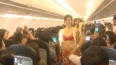Runway Clear For Take Your Clothes Off Vietnamese Passenger