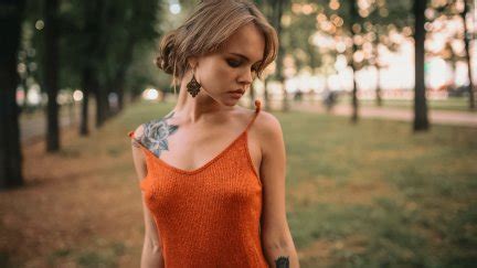 Women Outdoors Women Model Anastasia Scheglova Nipple Bulge Long