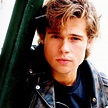 Brad Pitt Young Photos