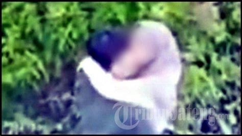 Fakta Fakta Video Viral Sepasang Remaja Terekam Tengah Berciuman Di