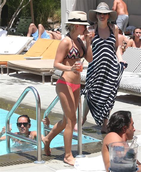 Julianne Wore A Bright Bikini In March 2013 During A Girls Trip To