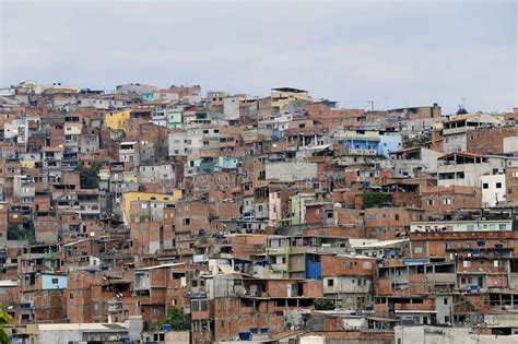 Acompanhe as notícias do são paulo no ge.globo, tudo sobre o tricolor paulista, próximos jogos, resultados, contratações e muito mais. Slum, Neighborhood Of Sao Paulo, Brazil Stock Photo ...