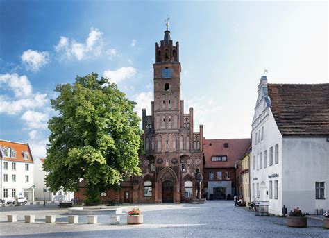 Unser azubipaket macht es möglich! Historische Baudenkmäler Altstädtisches Rathaus ...