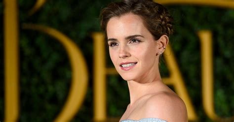 Emma Watson Says She Doesnt Take Selfies With Fans — Heres Why