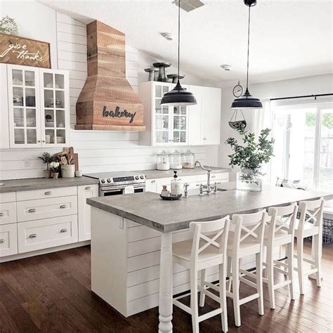 Each example mixes the three essential. 30+ Pretty Farmhouse Kitchen Design Ideas To Get ...