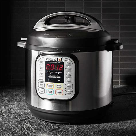 instant pot duo60 6 qt electric pressure cooker reviews crate and barrel