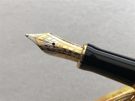 Parker Duofold Mini Check Citrine Fountain Pen Medium Nib Vintage