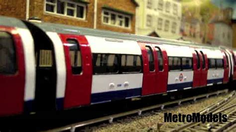 London Underground Tube Train Model Railway Model Subway Railroad Youtube
