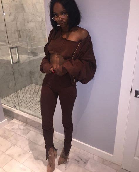 Pin By Ceola Johnson On Black Girls Gorgeous Women Body Poses Black Girls