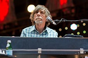 Spooner Oldham Talks Aretha Franklin, Cranking Out Hits In the ’60s ...