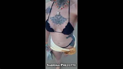 Sabrina Prezotte Travesti Mostrando Seu Pau Grande Na Praiaand De Sao