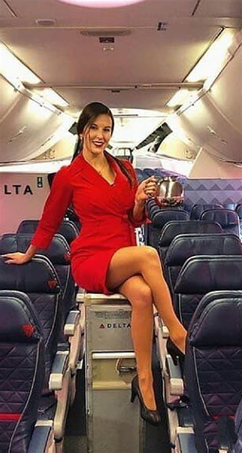 Pin By William Workinger On Sexy Stewardess Sexy Flight Attendant