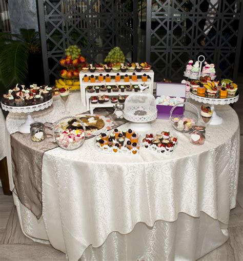 8 Creative Wedding Food Stations Your Guests Will Eat Up Shabby Chic