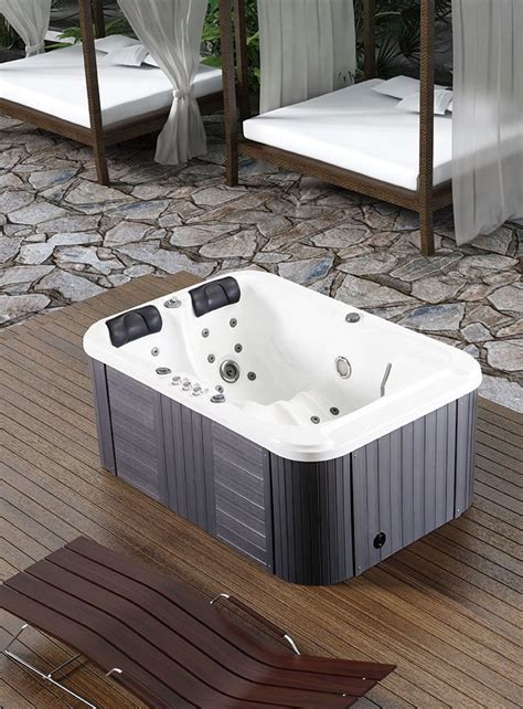 Take it all for 300$. 2 Person Hydrotherapy Bathtub Hot Bath Tub Whirlpool ...