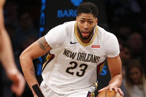 Anthony davis has nba history with his unibrow and is known as the brow. Anthony Davis Has No Plans to Leave Pelicans Anytime Soon