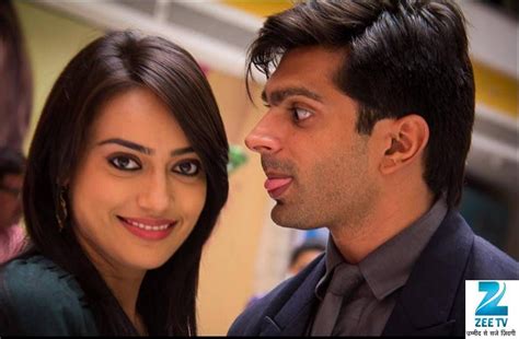 Asad Teasing Zoya Best Tv Couples Cute Couples Qubool Hai Love Wallpaper Bollywood