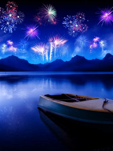 The new year is the day that marks the beginning of a new calendar year, and is the day on which the year count of the specific calendar used is incremented. Wallpaper New Year, Fireworks, Reflections, HD ...