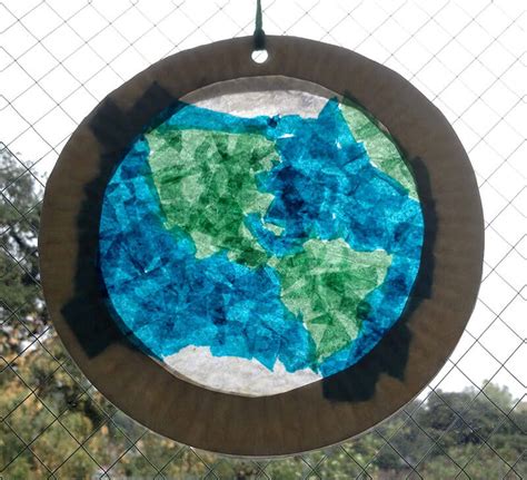 Make A Stained Glass Earth Nasa Space Place Nasa Science For Kids