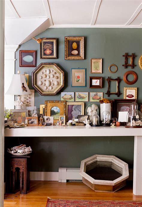 Hot Trend 30 Creative Ways To Decorate With Empty Frames