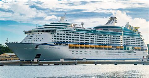 Royal Caribbean Cruise Lines: 30% Off Every Passenger On Every Ship ...