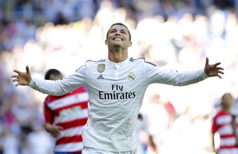 El real madrid enfoca toda su energía en el granada. Real Madrid vs Granada (05-04-2015) - Cristiano Ronaldo photos