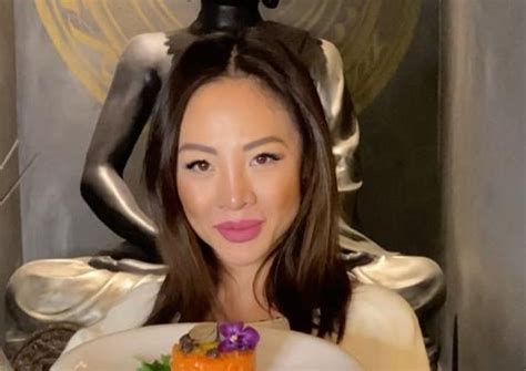 Rosy Chin The Queen Of Sushi E Di Instagram Influenxer