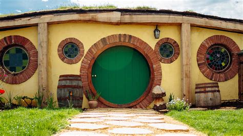 You Can Now Stay In A Lord Of The Rings Inspired Shire House In