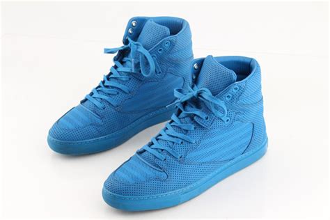 Shop the latest balenciaga sneakers products from fashion2your, tucker, joneed, productoptimal, luxuryfashionlure and more on wanelo, the world's biggest shopping mall. Balenciaga Blue Monochrome Perforated High-top Sneakers ...