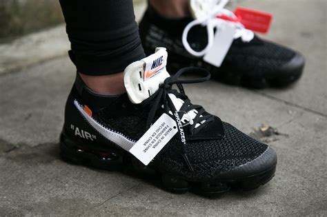 Why Off White X Nikes The Ten Crashed Snkrs Hypebeast