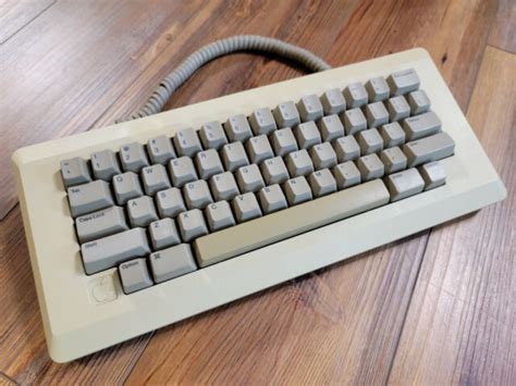 Vintage Apple Macintosh Keyboard Model M0110 For Sale Online Ebay
