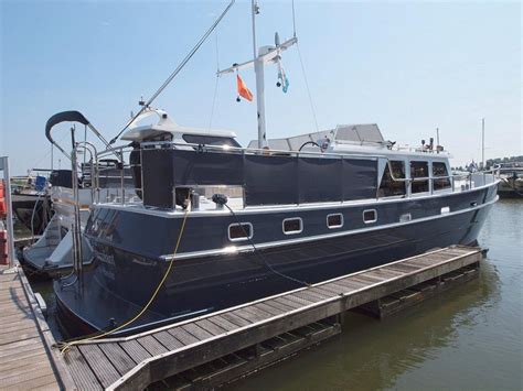 Bronsveen Kotter 14 80 Motorboot Te Koop White Whale Yachtbrokers