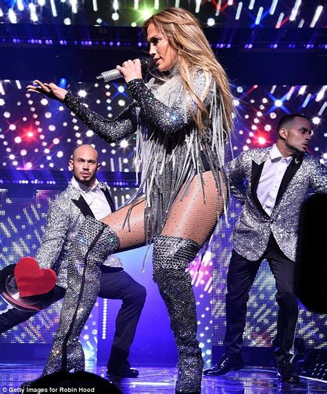 Jennifer Lopez Dazzles Crowd In Glittering Leotard At Charity Gala Jennifer Lopez Jennifer