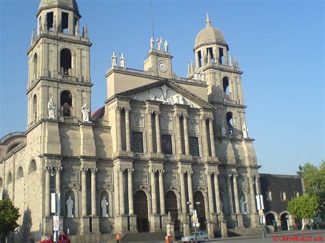 Like many colonial mexican cities, toluca's development has created a ring of urban sprawl around what remains a very picturesque old town. La Catedral de Toluca, uno de los monumentos ...