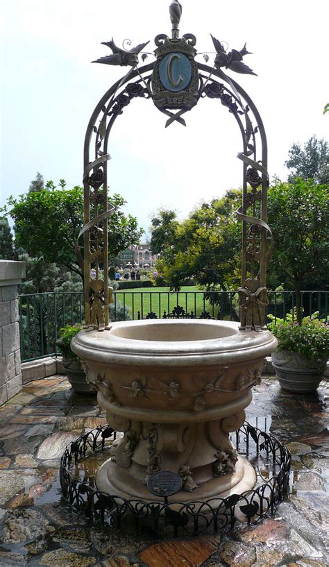 Cinderella Fountain Magic Kingdom 2009 Michael Gray Flickr