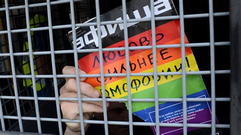 Chechen Police Kidnap And Torture Gay Men Lgbt Activists Bbc News