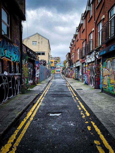 Download Ghetto Hood Street With Graffiti Wallpaper