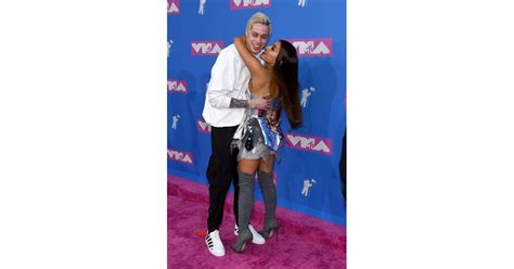 Ariana Grande Goes To The 2018 Mtv Vmas Without Ponytail Popsugar