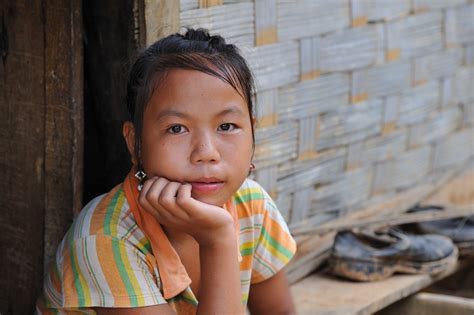 khamu girl 16 foto and bild kinder portraits laos bilder auf fotocommunity