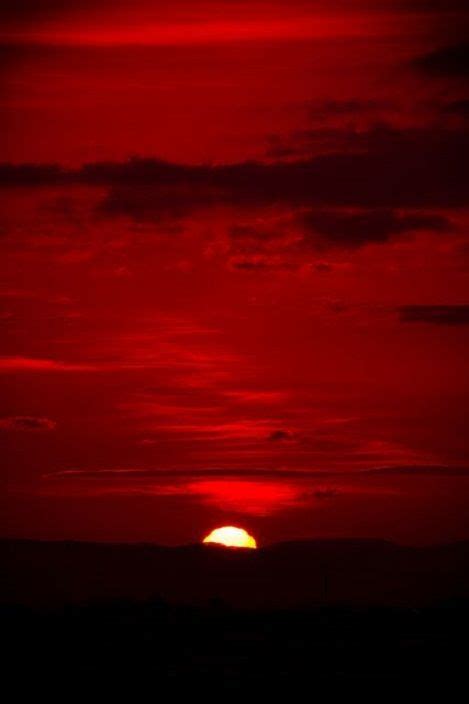 Red Sky At Night Sailors Delight Red Aesthetic Red Pictures Red