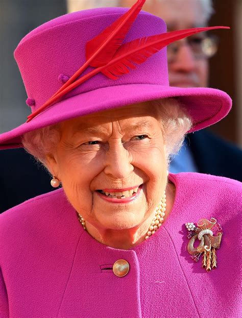 Queen elizabeth in china 1986. 20+ Fascinating Facts About Queen Elizabeth II | Reader's ...