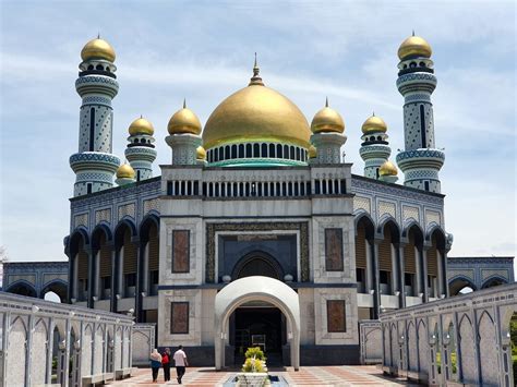 Jame Asr Hassanil Bolkiah Mosque Southeast Asia Travel