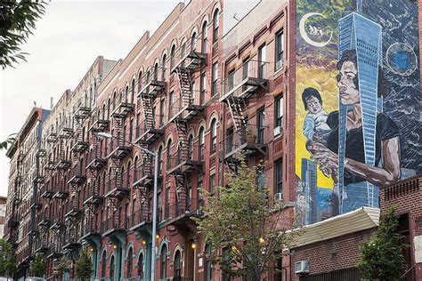 A Day In East Harlem From Historic Murals To Puerto Rican Markets